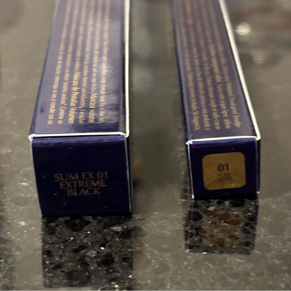 Estée Lauder Eyeliner and Mascara Set - Picture 5 of 6